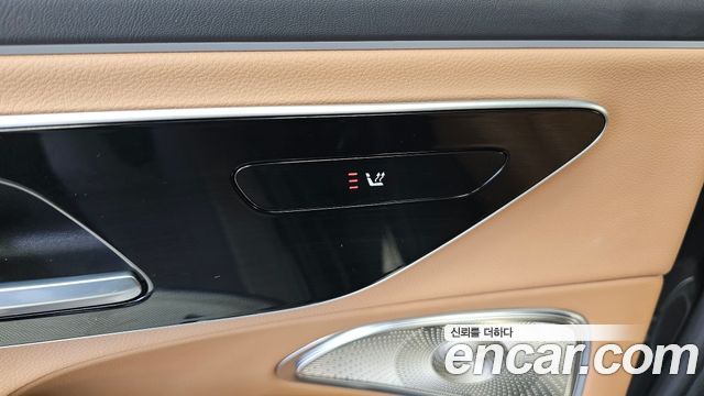 Mercedes-Benz E-Class E350e 4MATIC