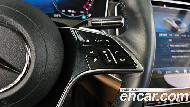 Mercedes-Benz E-Class E350e 4MATIC