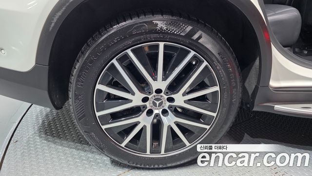 Mercedes-Benz GLC-Class GLC300 4MATIC
