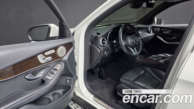Mercedes-Benz GLC-Class GLC300 4MATIC