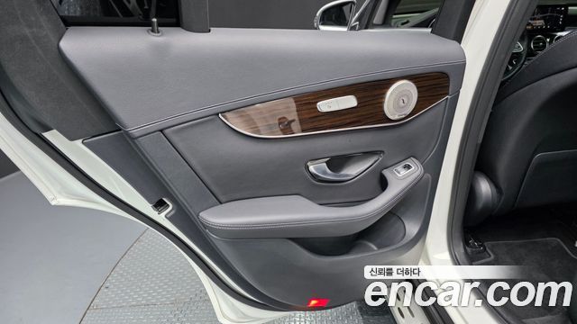 Mercedes-Benz GLC-Class GLC300 4MATIC