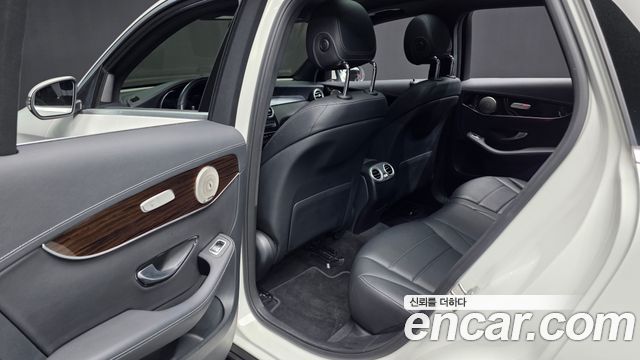 Mercedes-Benz GLC-Class GLC300 4MATIC