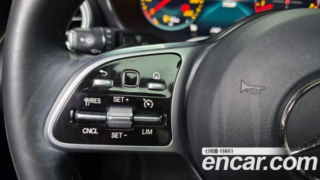 Mercedes-Benz GLC-Class GLC300 4MATIC