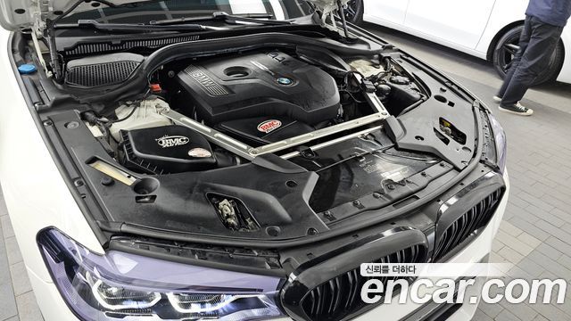 BMW 5-Series 530i M Sport Package Plus