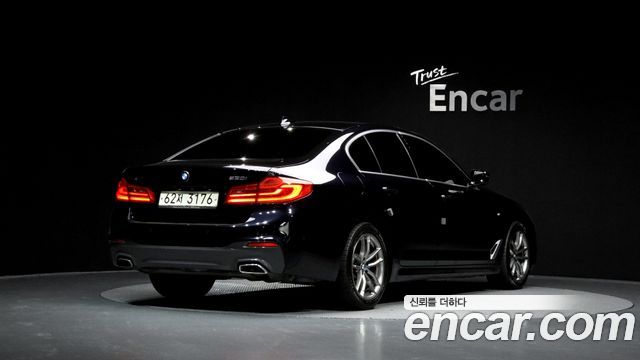 BMW 5-Series 530i xDrive M Sport Package Plus