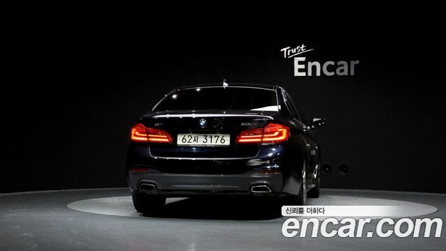 BMW 5-Series 530i xDrive M Sport Package Plus