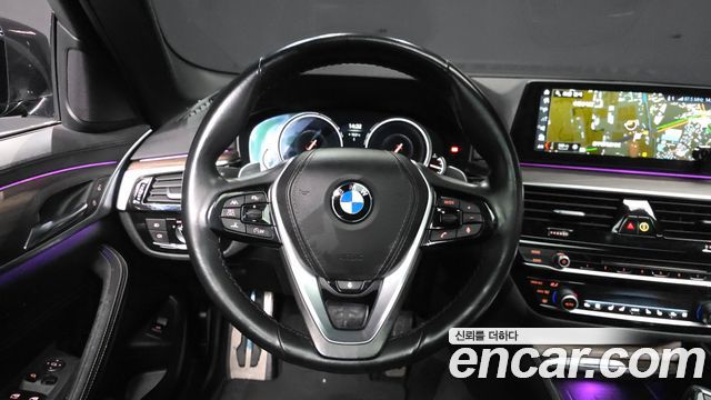 BMW 5-Series 530i xDrive M Sport Package Plus