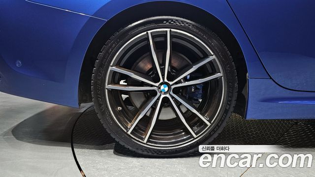 BMW 3-Series 330i M Sport