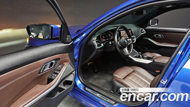 BMW 3-Series 330i M Sport