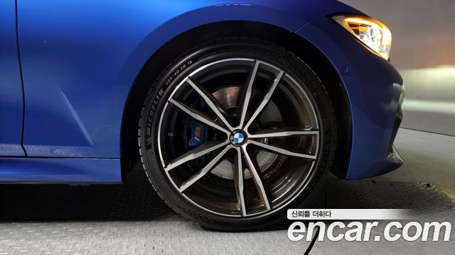 BMW 3-Series 330i M Sport