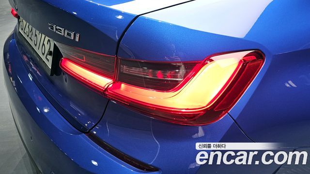 BMW 3-Series 330i M Sport