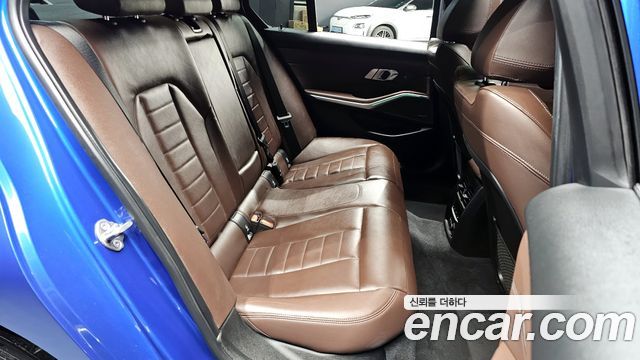 BMW 3-Series 330i M Sport
