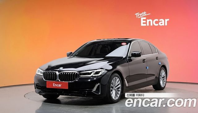 BMW 5-Series 530i xDrive Luxury