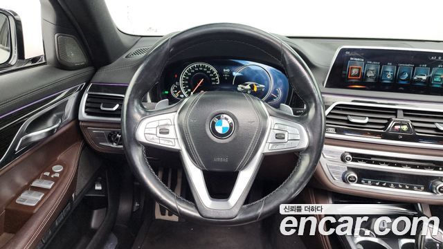 BMW 7-Series 740d xDrive M Sport