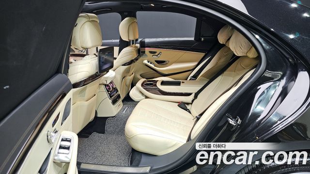 Mercedes-Benz S-Class S560L 4MATIC