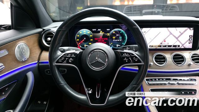 Mercedes-Benz E-Class E300e 4MATIC Exclusive