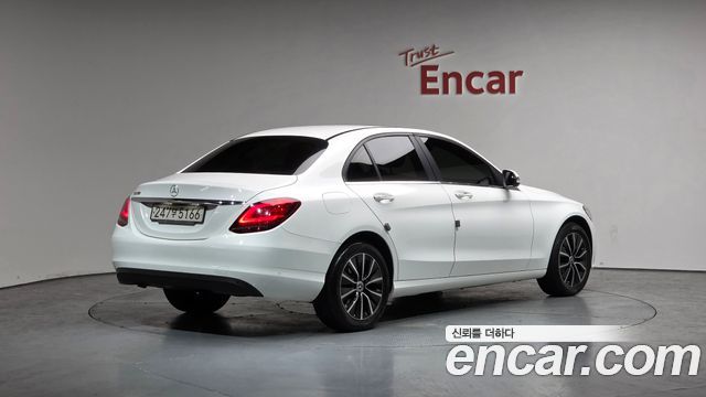 Mercedes-Benz C-Class C200