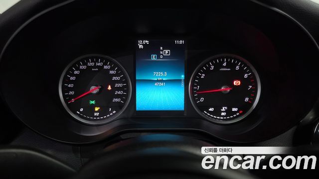 Mercedes-Benz C-Class C200