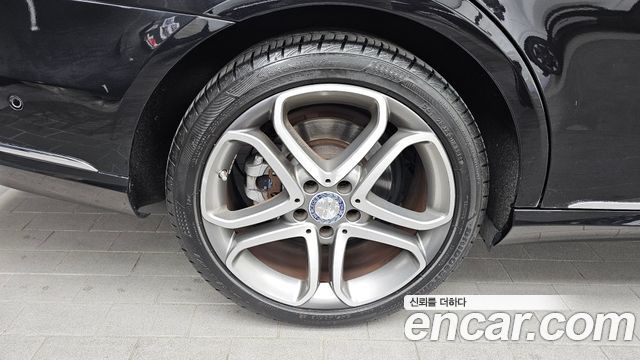 Mercedes-Benz E-Class E250 BlueTec 4MATIC AV