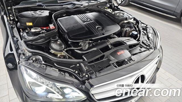 Mercedes-Benz E-Class E250 BlueTec 4MATIC AV