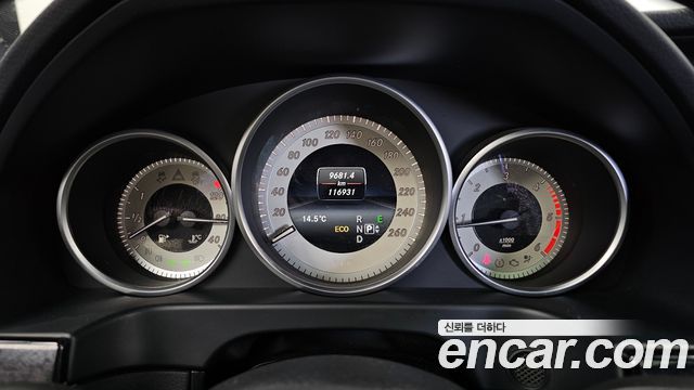 Mercedes-Benz E-Class E250 BlueTec 4MATIC AV