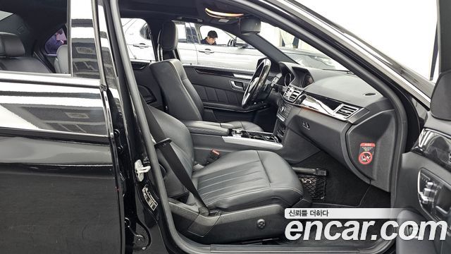 Mercedes-Benz E-Class E250 BlueTec 4MATIC AV