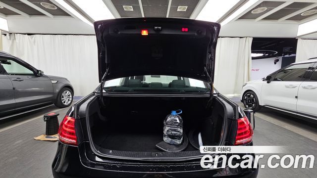 Mercedes-Benz E-Class E250 BlueTec 4MATIC AV