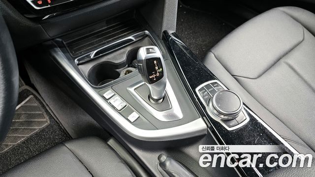 BMW 3-Series 320d
