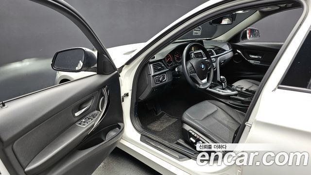 BMW 3-Series 320d