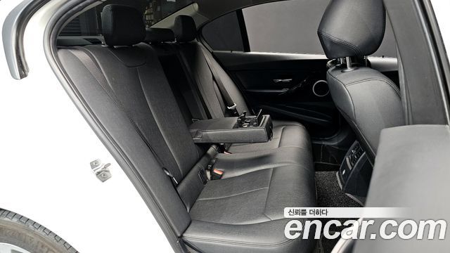 BMW 3-Series 320d