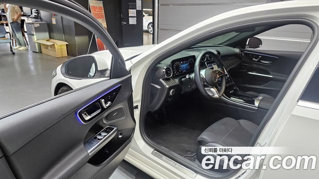 Mercedes-Benz C-Class C300 4MATIC Avantgarde
