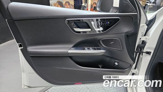 Mercedes-Benz C-Class C300 4MATIC Avantgarde