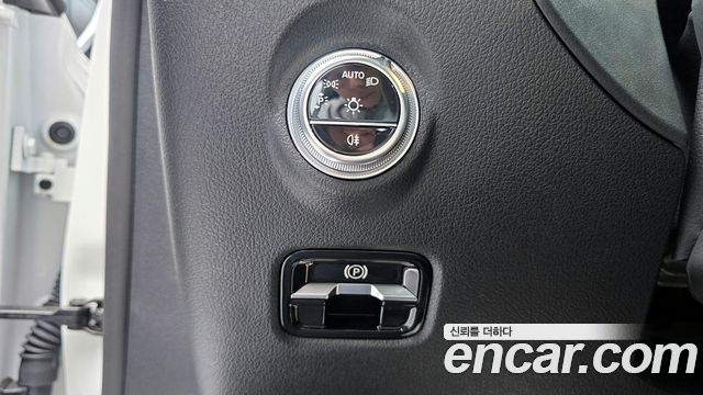Mercedes-Benz C-Class C300 4MATIC Avantgarde