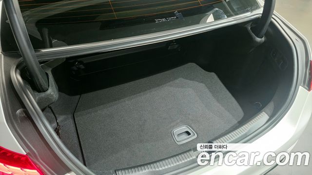 Mercedes-Benz C-Class C300 4MATIC Avantgarde