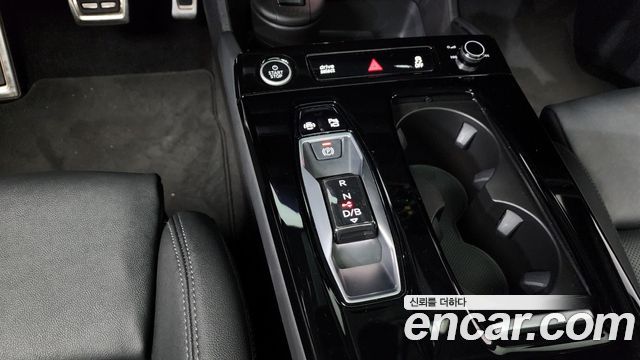 Audi Q6 e-tron Performance Premium