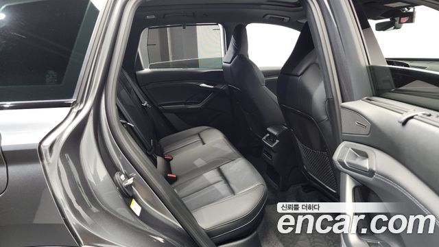 Audi Q6 e-tron Performance Premium