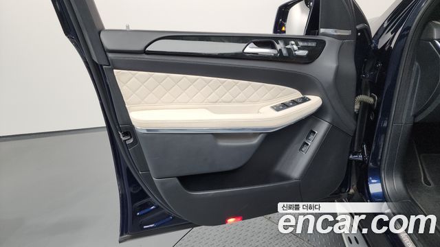 Mercedes-Benz GLS-Class GLS500 4MATIC