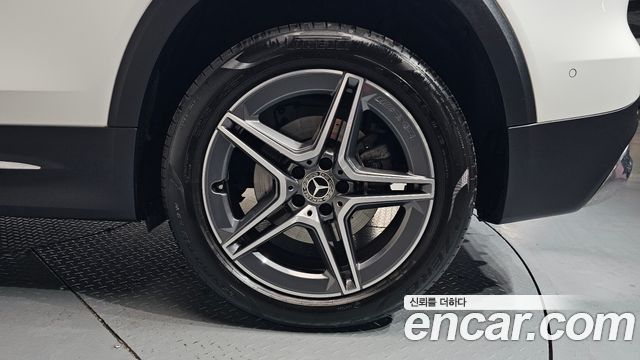 Mercedes-Benz GLB-Class GLB250 4MATIC