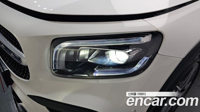 Mercedes-Benz GLB-Class GLB250 4MATIC