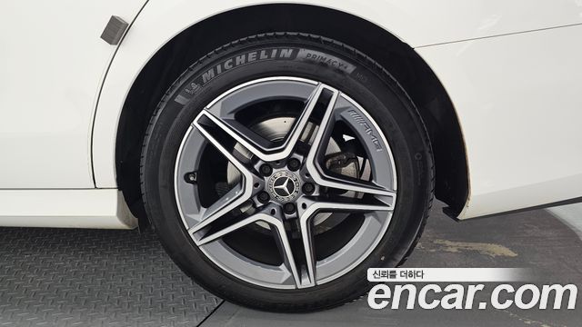 Mercedes-Benz E-Class E250 AMG Line