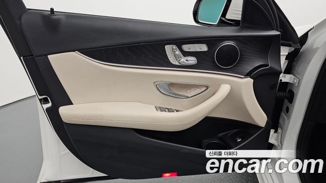 Mercedes-Benz E-Class E250 AMG Line