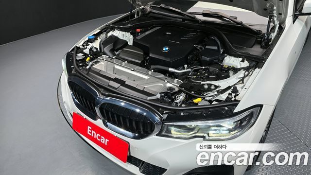 BMW 3-Series 320i M Sport