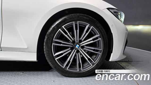 BMW 3-Series 320i M Sport