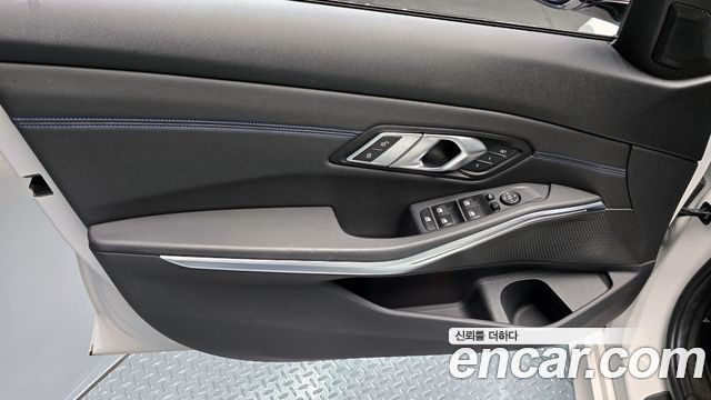 BMW 3-Series 320i M Sport