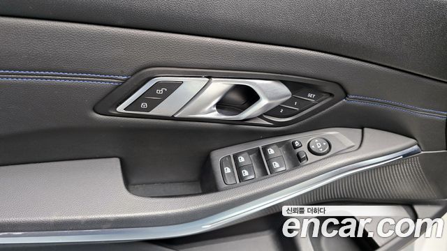 BMW 3-Series 320i M Sport