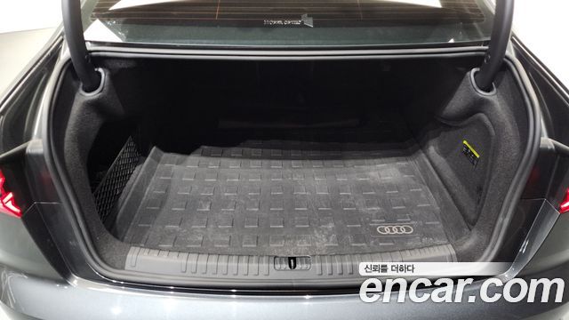 Audi A6 45 TFSI Premium