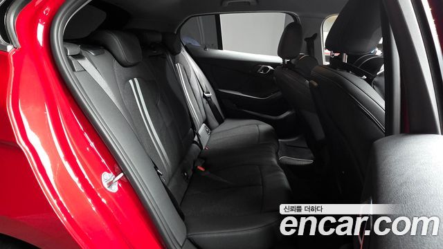 BMW 1-Series 118d Joy First Edition
