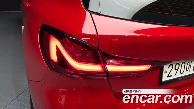 BMW 1-Series 118d Joy First Edition