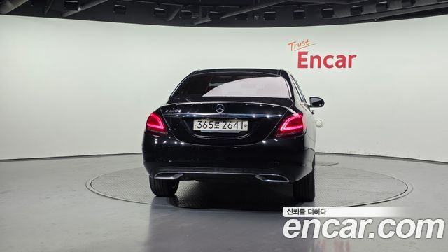 Mercedes-Benz C-Class C220 d Avantgarde