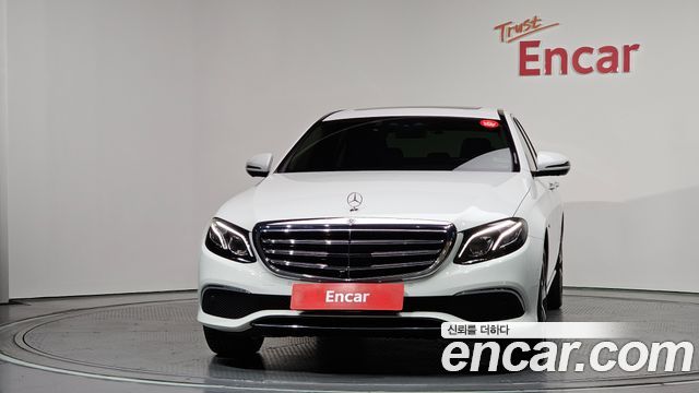 Mercedes-Benz E-Class E300e 4MATIC Exclusive